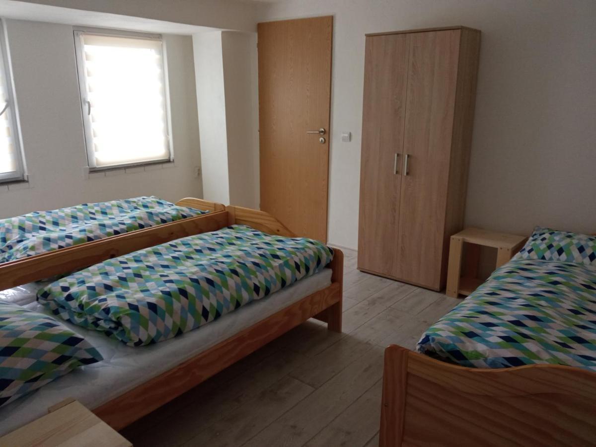 Apartman Hulin, Chrastany Exterior photo